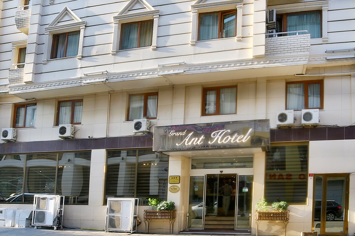 GRAND ANT HOTEL
