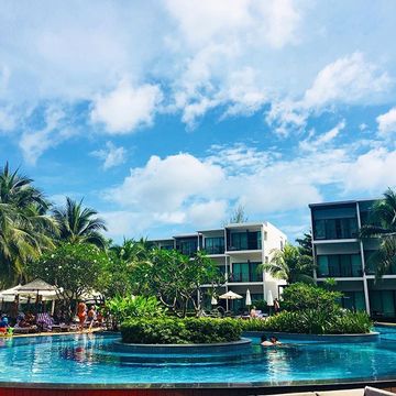 HOLIDAY INN RESORT PHUKET MAI KHAO BEACH