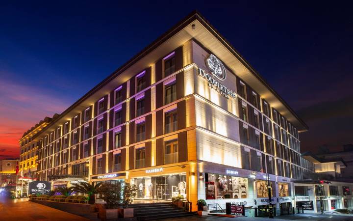 DOUBLETREE BY HILTON OLD TOWN