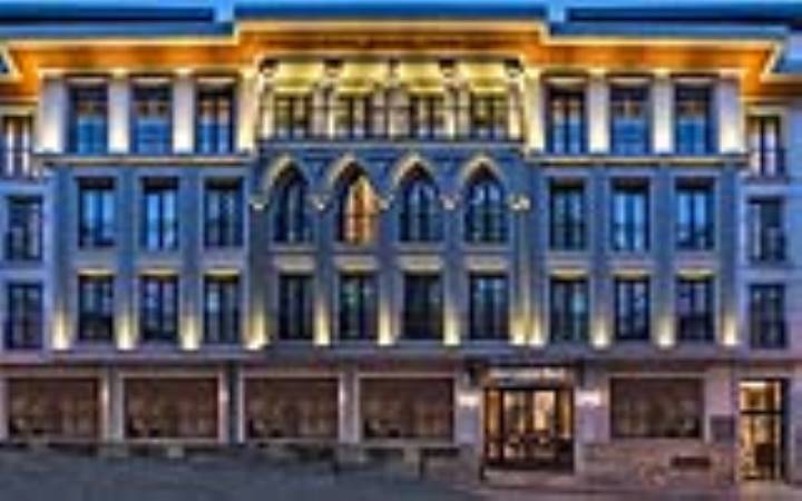 GOLDEN ROYAL HOTEL