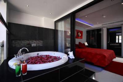 ABSOLUTE BANGLA SUITES