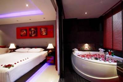 ABSOLUTE BANGLA SUITES