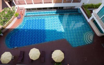 AIYARA GRAND HOTEL