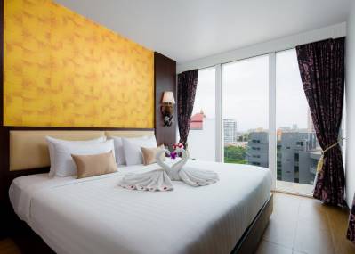 AIYARA GRAND HOTEL