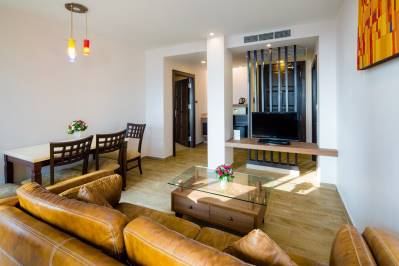 AIYARA PALACE HOTEL