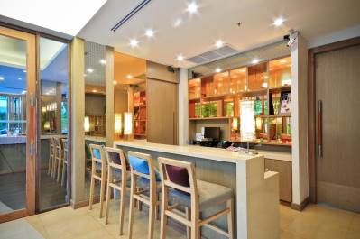 ASHLEE PLAZA PATONG HOTEL