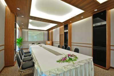 ASHLEE PLAZA PATONG HOTEL