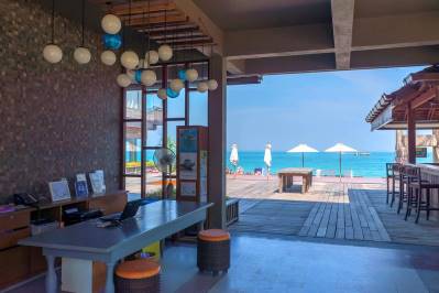 BAAN PLOY SEA