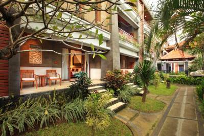 BALI TROPIC RESORT & SPA