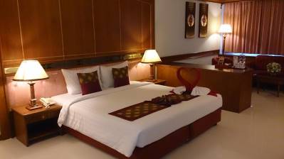 CAMELOT HOTEL