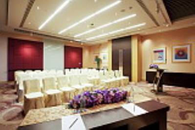 CENTARA GRAND&CONVENTION CENTRE AT CENTRALWORLD