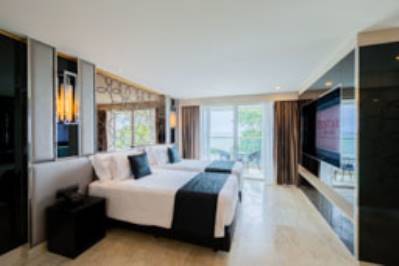 CENTARA GRAND PHRATAMNAK PATTAYA