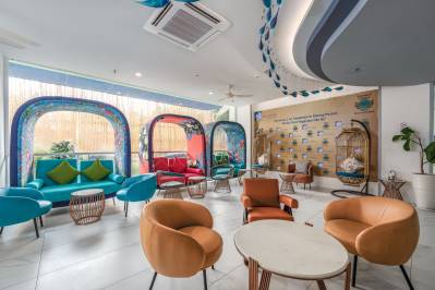 HOTEL CLOVER PATONG