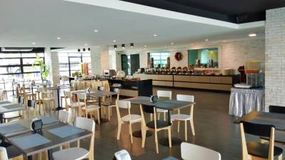 EMBRYO HOTEL