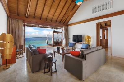FURAVERI ISLAND RESORT & SPA