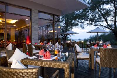 GRAND WEST SANDS RESORT & VILLAS PHUKET