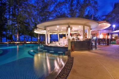 HOLIDAY INN RESORT PHUKET MAI KHAO BEACH