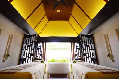 HOLIDAY INN RESORT PHUKET MAI KHAO BEACH