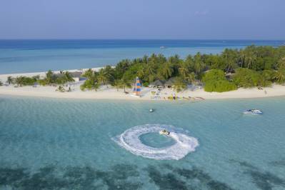 HOLIDAY ISLAND RESORT & SPA