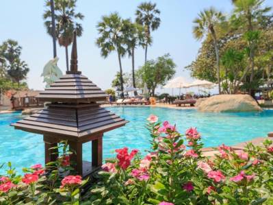 LONG BEACH GARDEN HOTEL & SPA