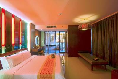 LONG BEACH GARDEN HOTEL & SPA