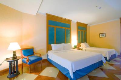 LONG BEACH GARDEN HOTEL & SPA
