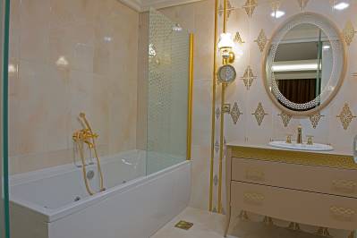 GRAND MAKEL HOTEL