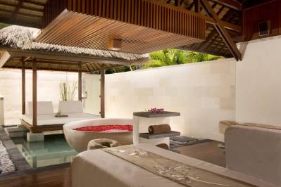 NUSA DUA BEACH HOTEL & SPA, BALI