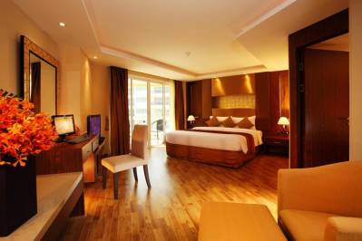 NOVA GOLD HOTEL