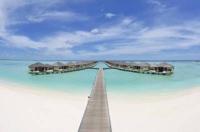 PARADISE ISLAND RESORT & SPA