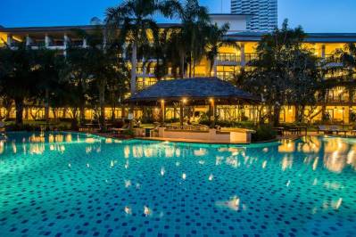 RAVINDRA BEACH RESORT & SPA