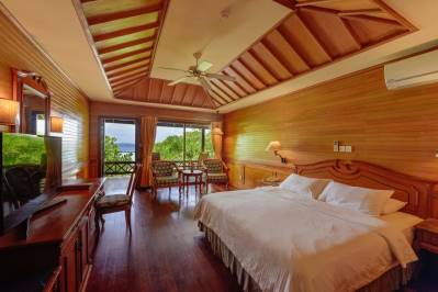 ROYAL ISLAND RESORT & SPA