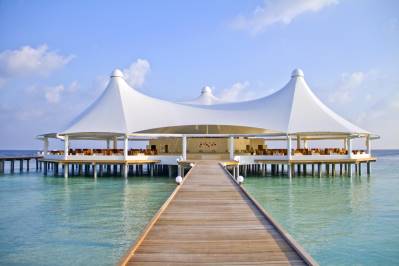 SAFARI ISLAND RESORT & SPA