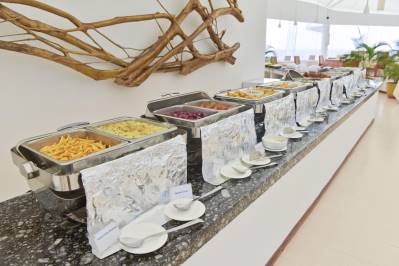 SAFARI ISLAND RESORT & SPA