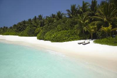 SHANGRI-LA`S VILLINGILI RESORT & SPA