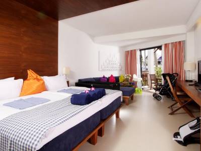 SUNWING KAMALA BEACH