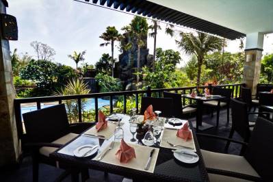 SWISS-BELHOTEL SEGARA