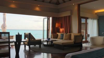 VAKARUFALHI ISLAND RESORT