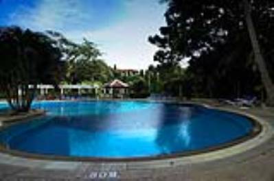 WATERFRONT SUITES PHUKET BY CENTARA