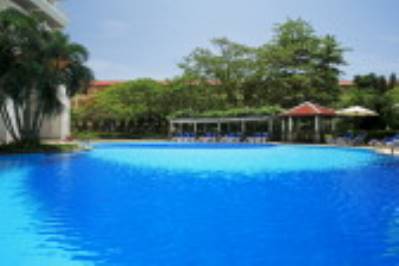 WATERFRONT SUITES PHUKET BY CENTARA