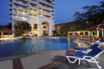 WATERFRONT SUITES PHUKET BY CENTARA