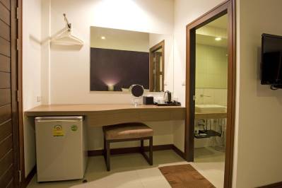 WIZ HOTEL