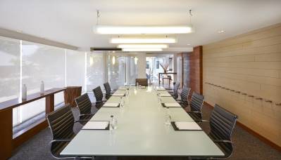 WOODLANDS SUITES SERVICED RESIDENCE