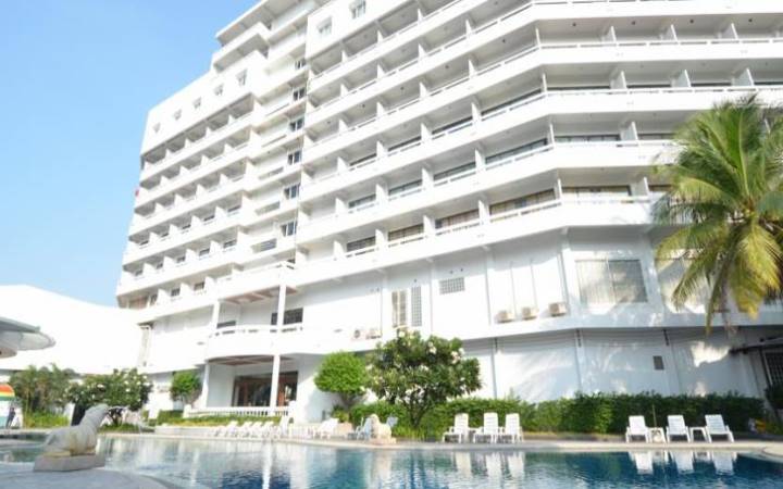 WELCOME PLAZA HOTEL
